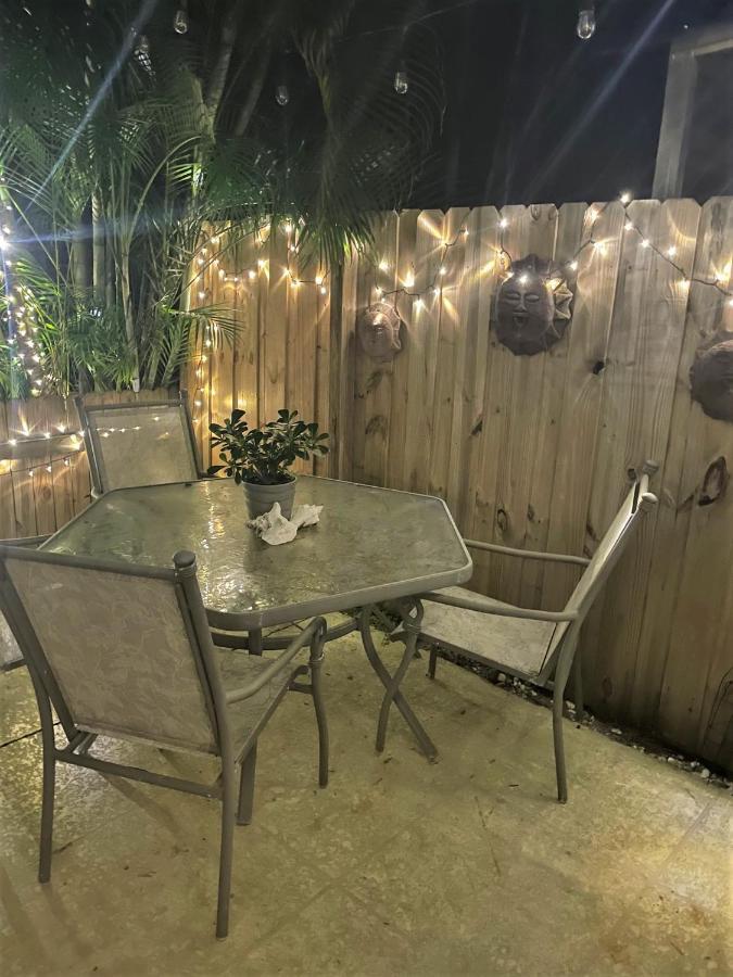Coastal Townhome In Jupiter 1 Mile To Beach! Bagian luar foto