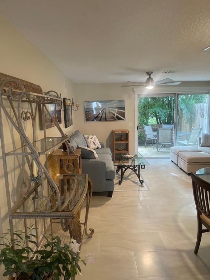 Coastal Townhome In Jupiter 1 Mile To Beach! Bagian luar foto
