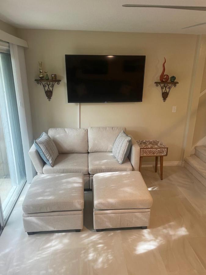Coastal Townhome In Jupiter 1 Mile To Beach! Bagian luar foto