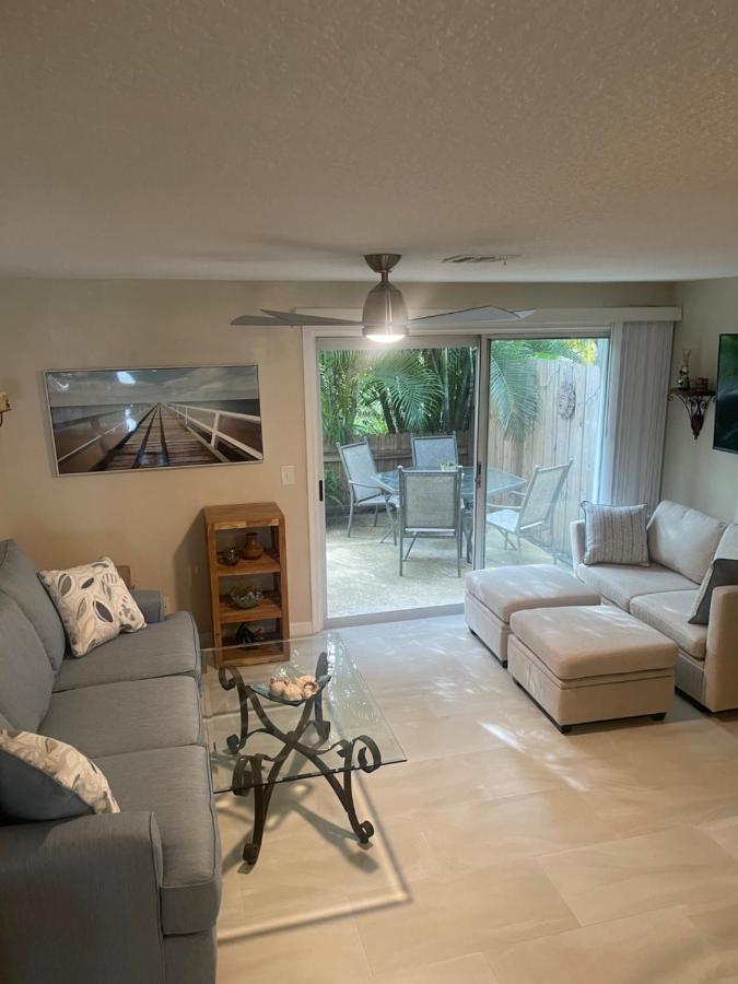 Coastal Townhome In Jupiter 1 Mile To Beach! Bagian luar foto
