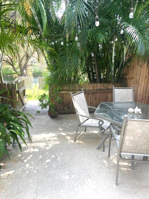 Coastal Townhome In Jupiter 1 Mile To Beach! Bagian luar foto